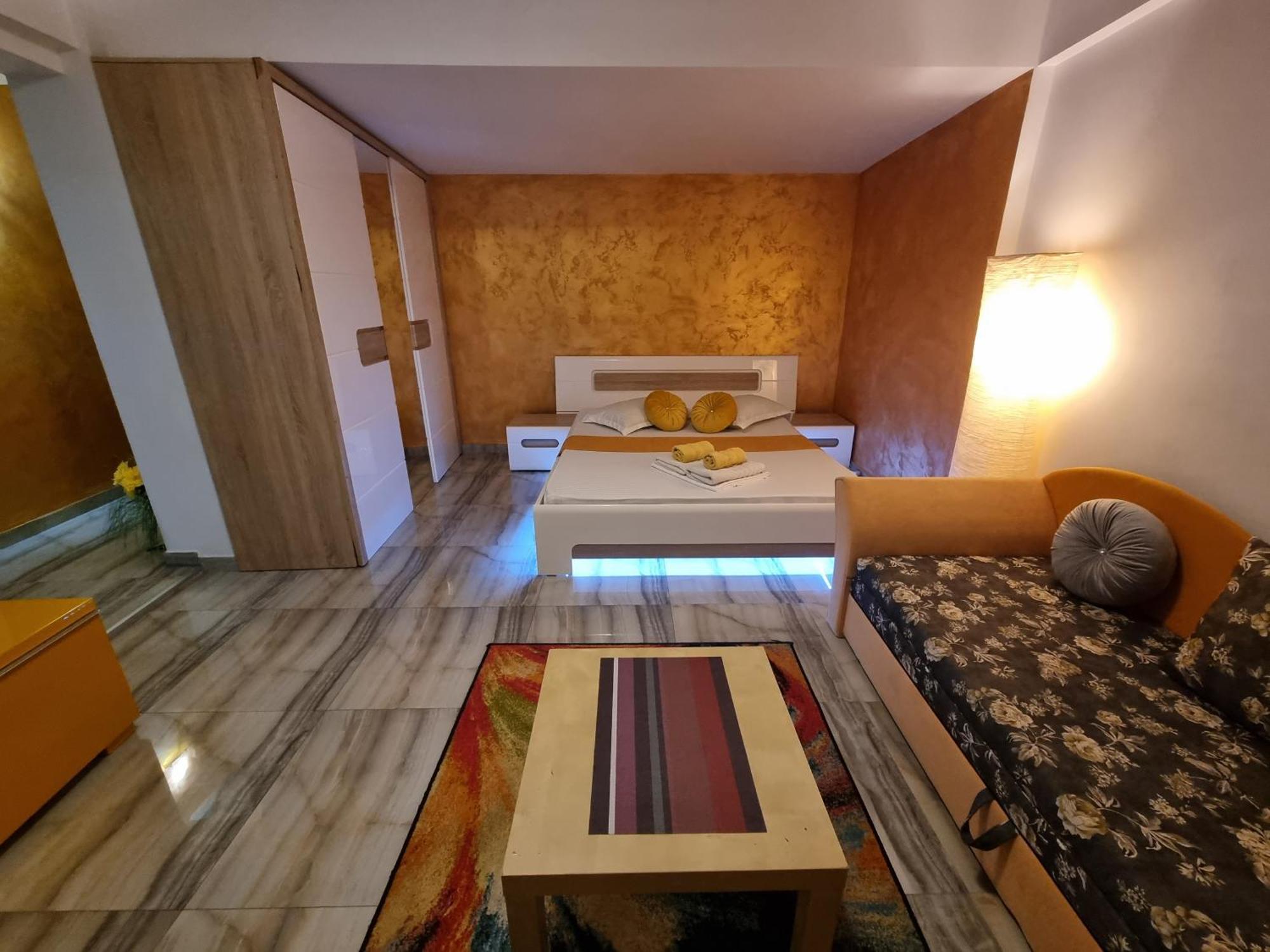 Golden Studio- Panoramic View With Terrace Bucharest Luaran gambar